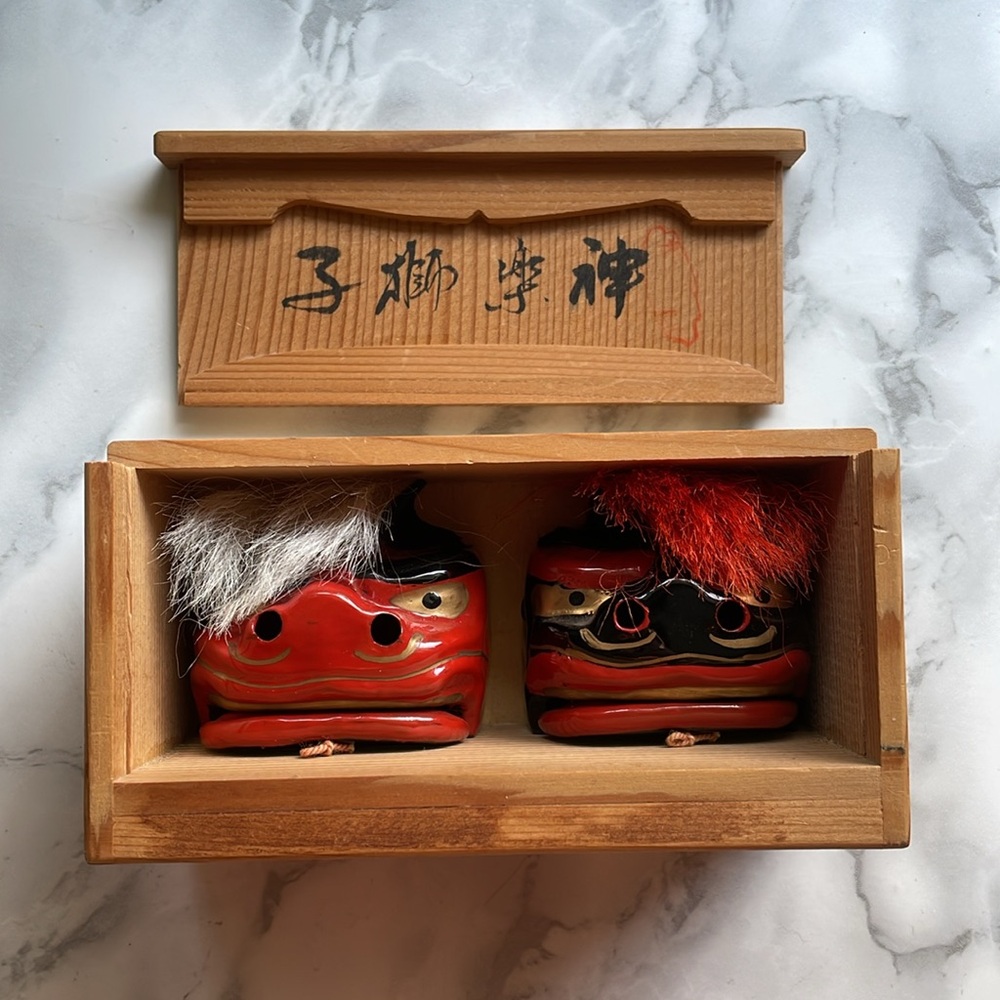 Vintage 1960s Japanese Lion's Head pair. 'Shishigashira'